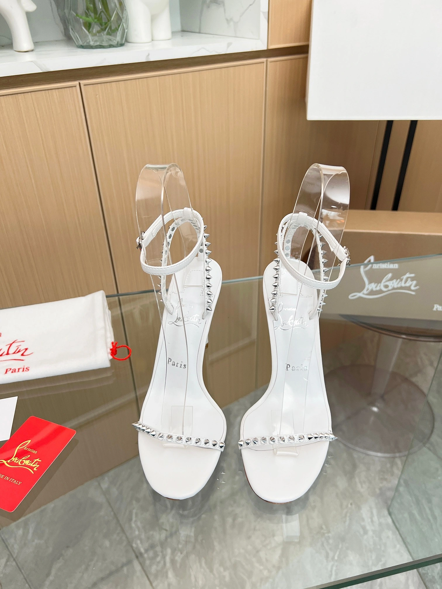 COCO-- 8ou2ou 3220013W302 Heel height：10.5CM sheepskin item:D-X000F1246